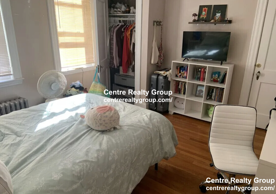 33 Greycliff Rd, Brighton