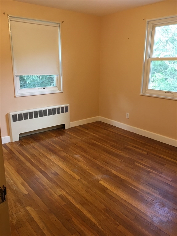 1117 Chestnut St, Newton Upper Falls