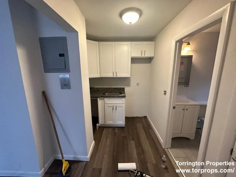 280 Hyde Park Ave, Jamaica Plain