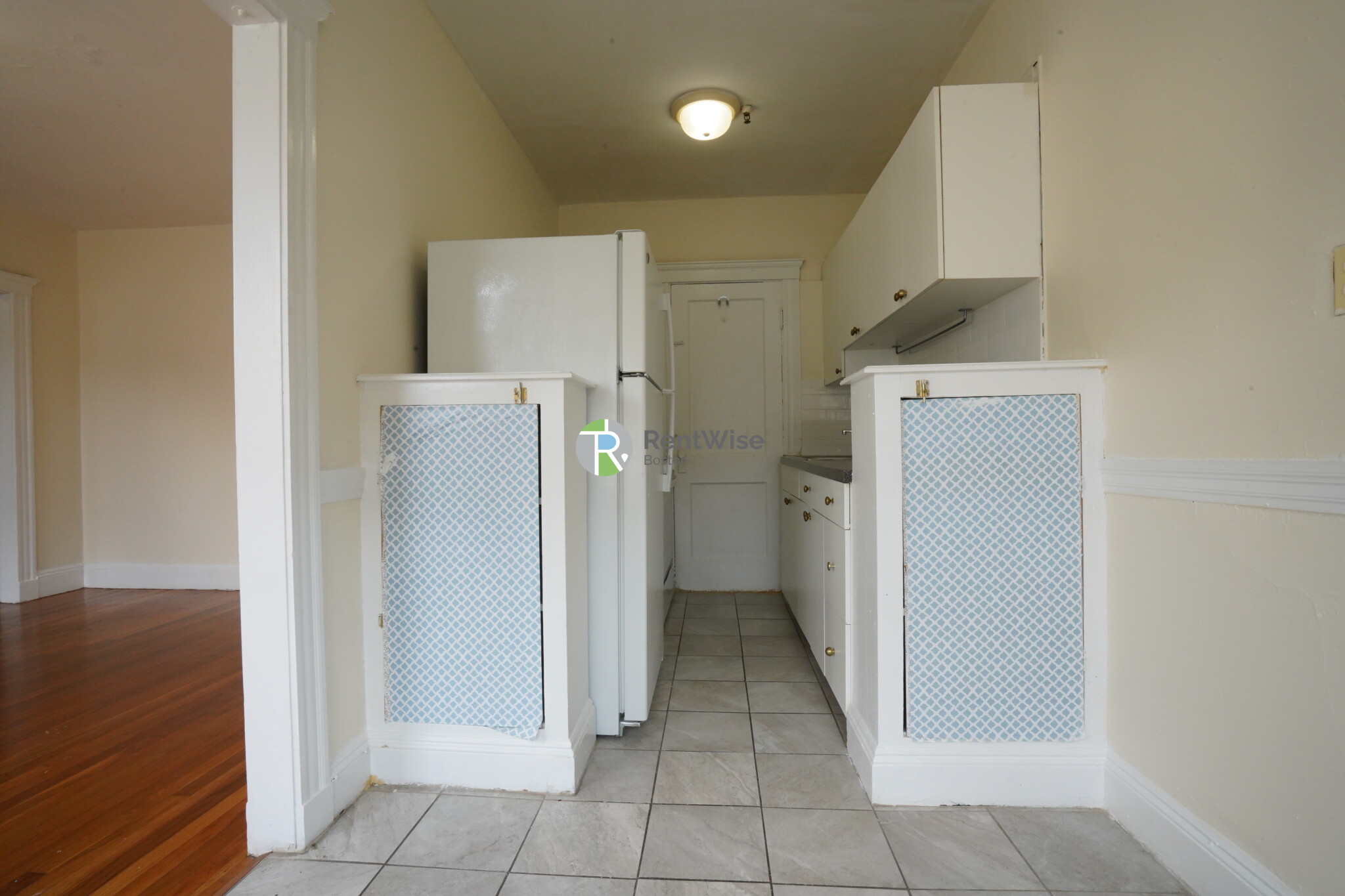 131 Washington St, Brighton