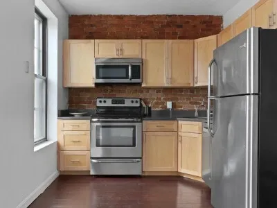 158 F St, South Boston