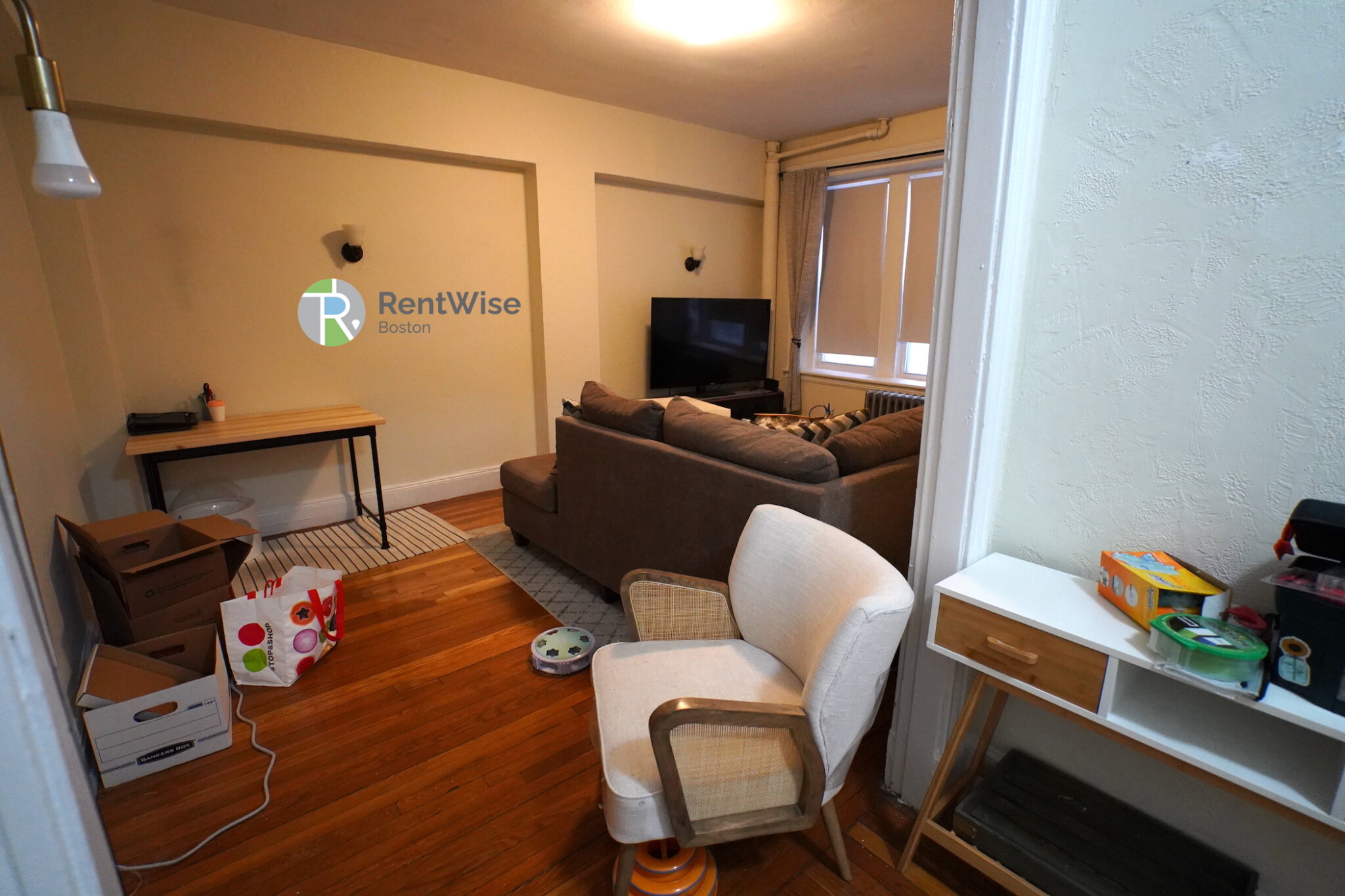 1810 Commonwealth Ave, Brighton