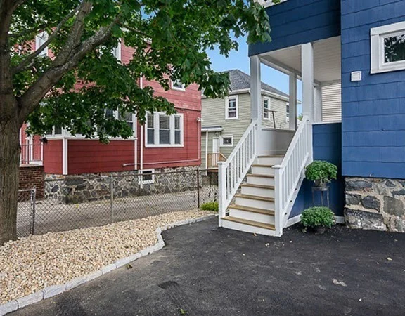 68 Edward St, Medford