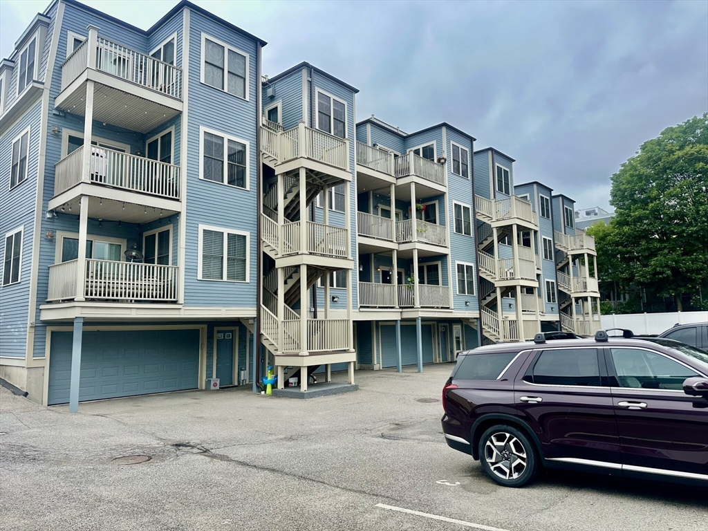 772 East 3rd St, South Boston