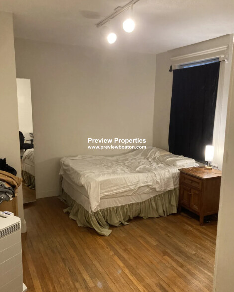 1999 Commonwealth Ave, Brighton