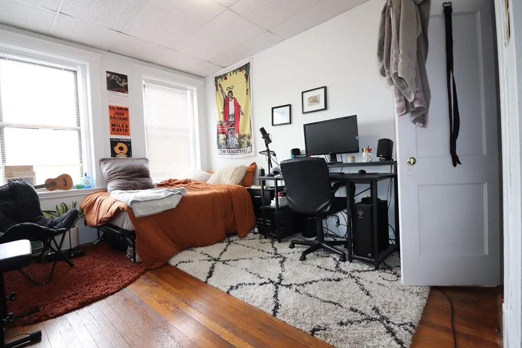 238 Hemenway St, Fenway