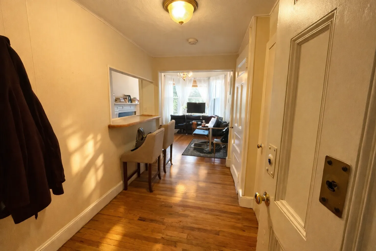 206 Commonwealth Ave, Back Bay