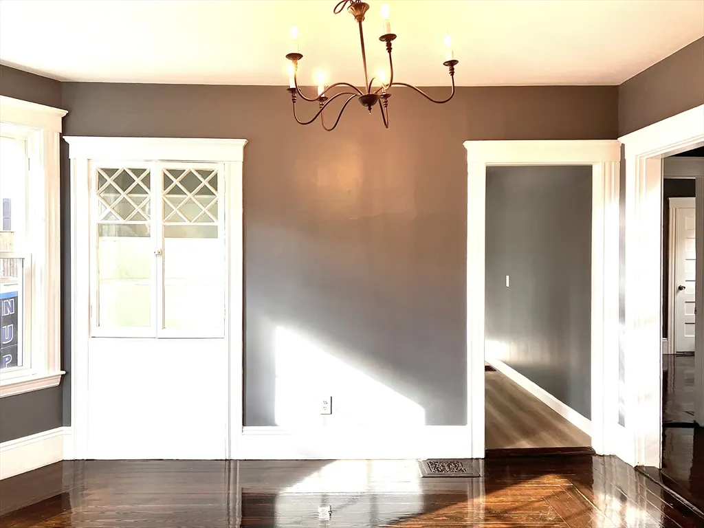 20 Sweetser, East Lynn