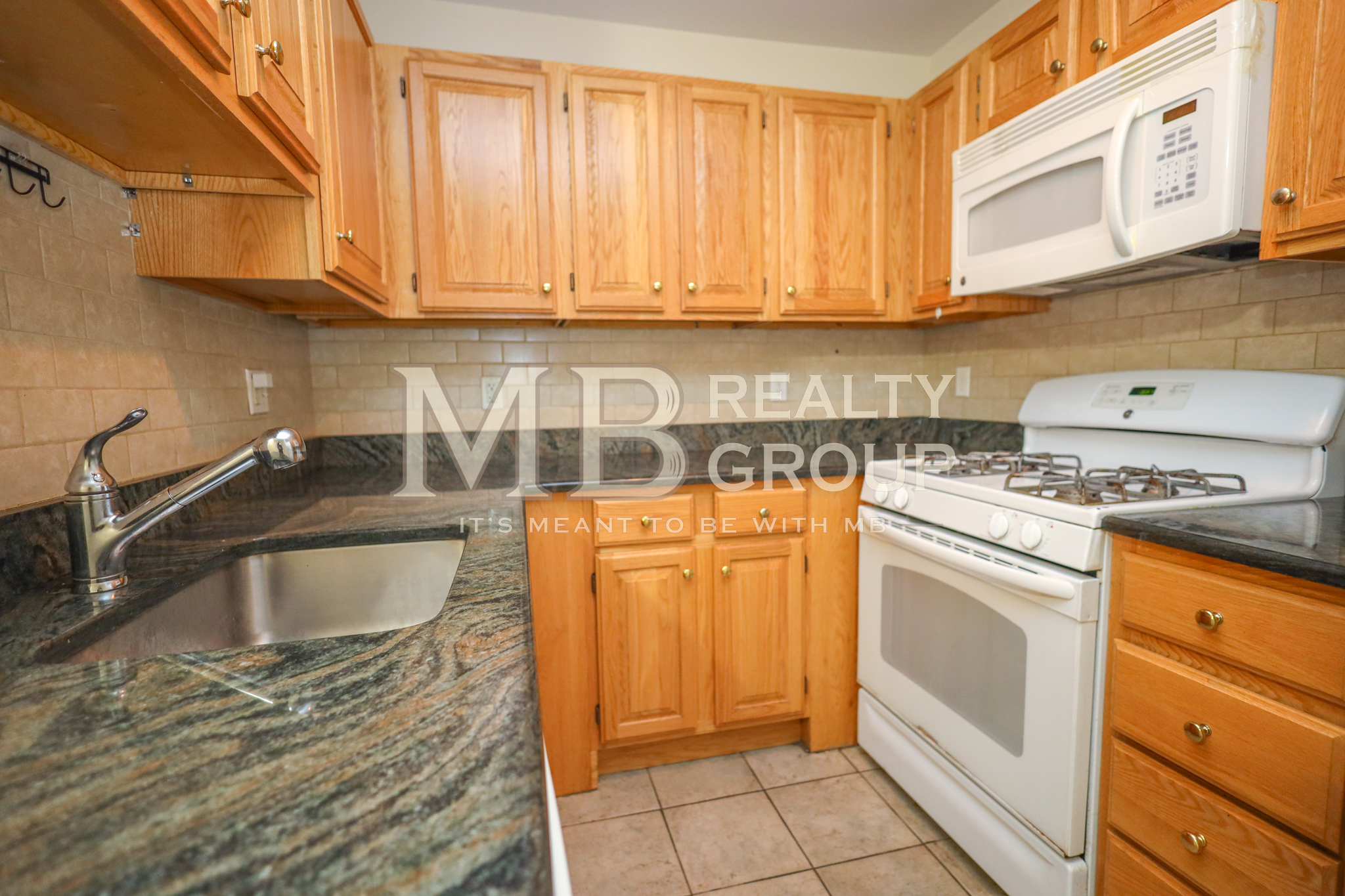 90 Westland Ave, Fenway