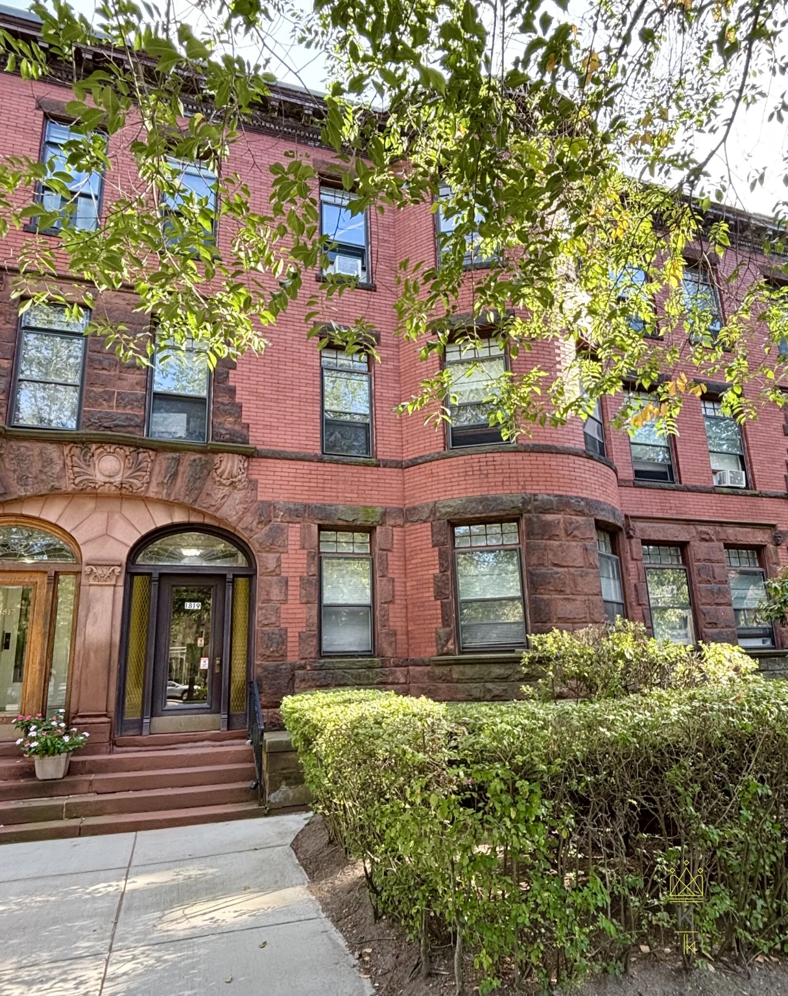 1819 Beacon St, Brookline