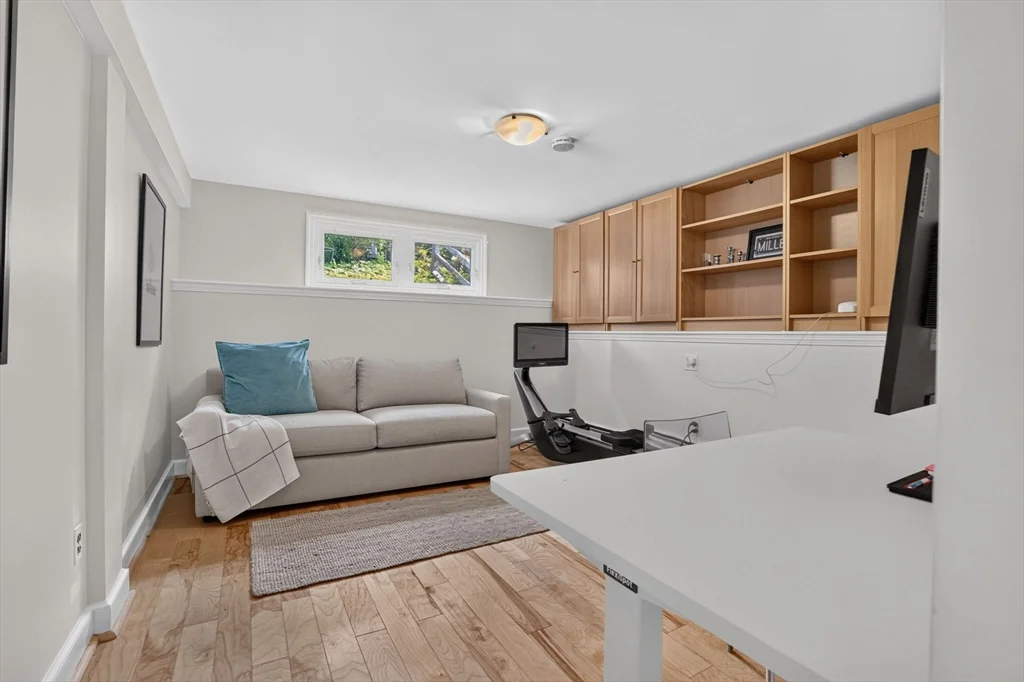 29 Brook St, Wellesley