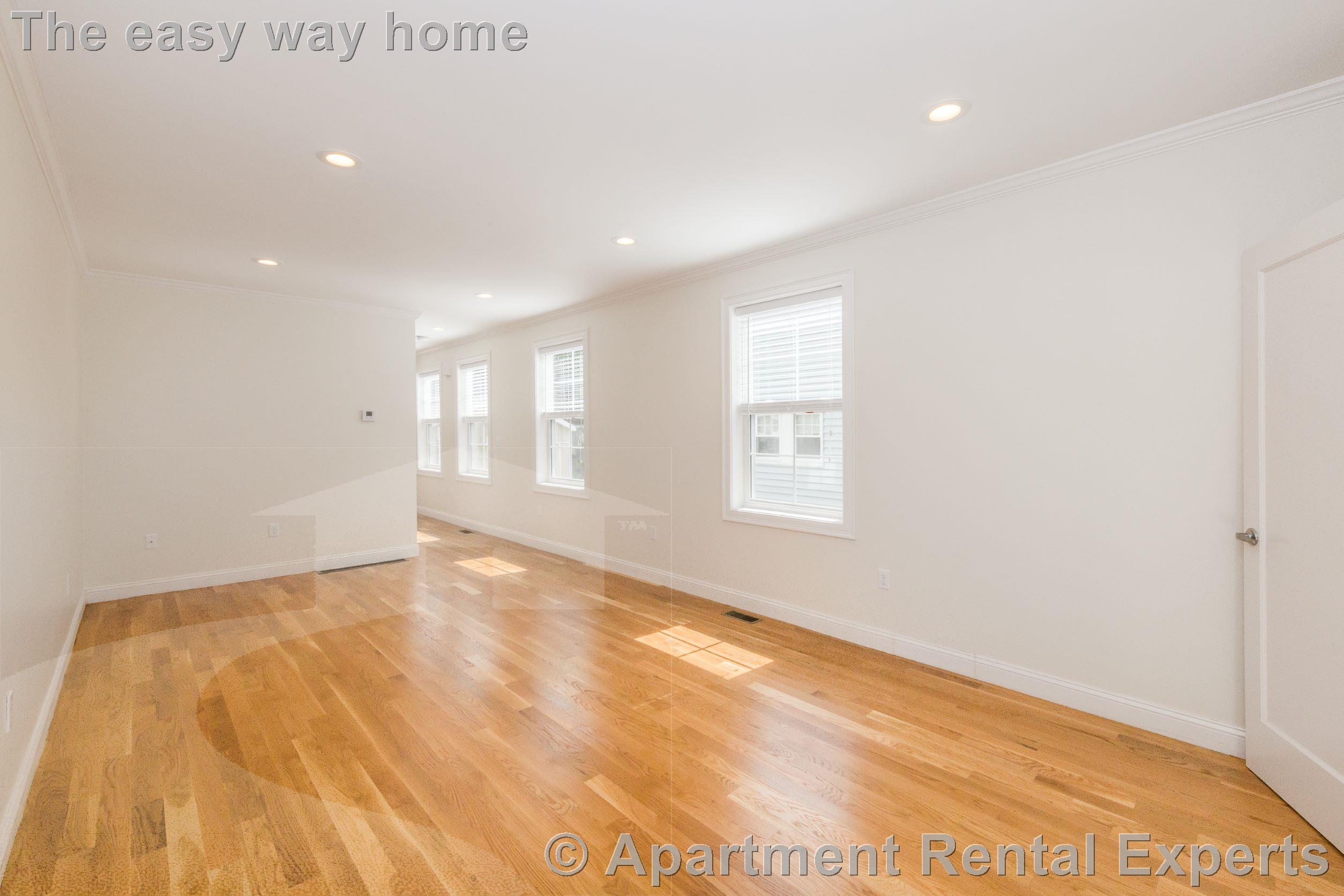 217 Arlington St, West Medford