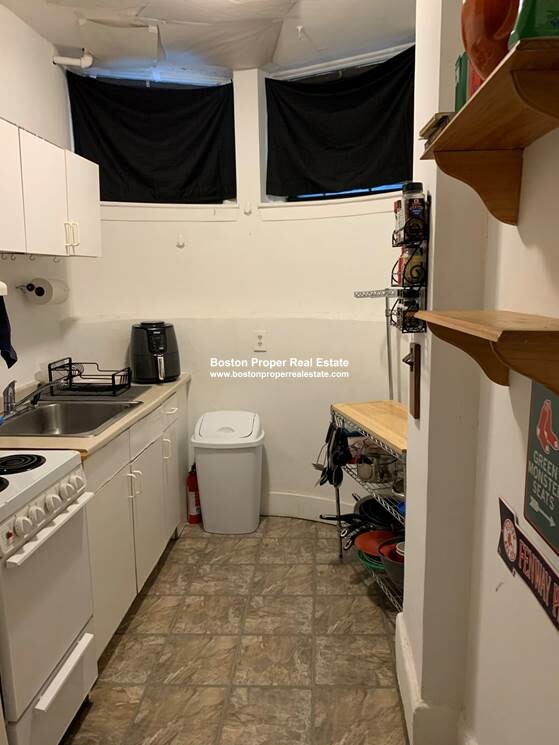 583 Beacon St, Back Bay