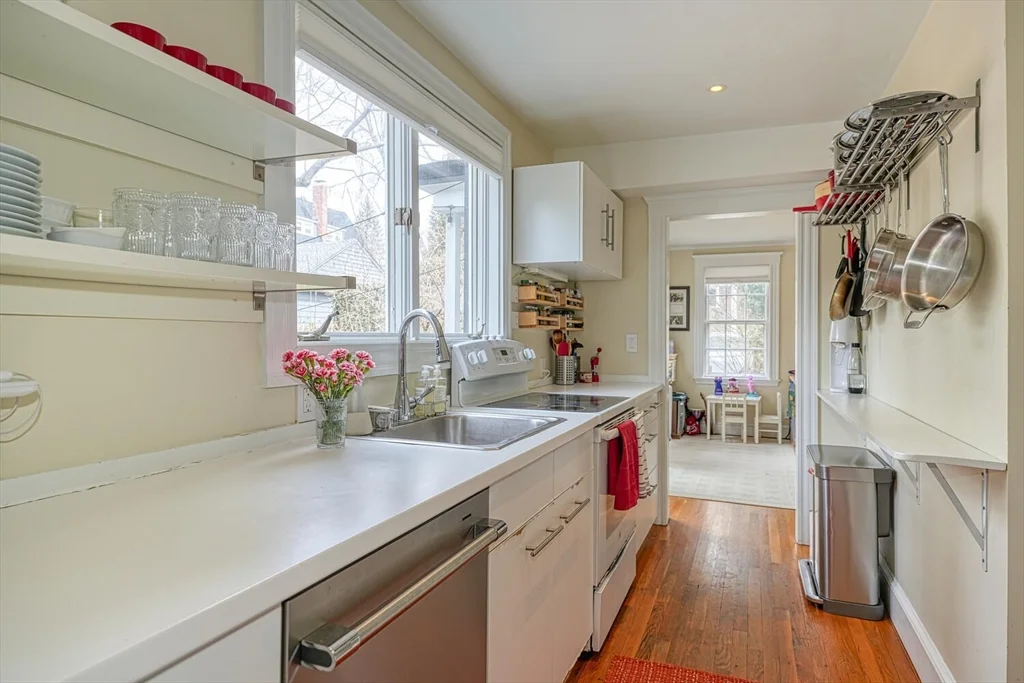 60 Kilburn Rd, Belmont