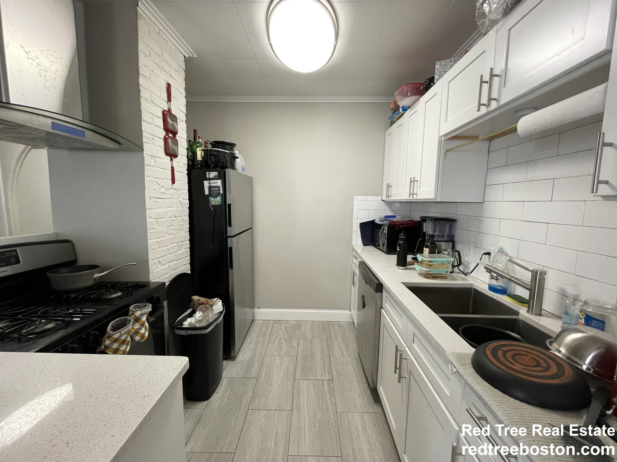 2 Lexington St, Woburn