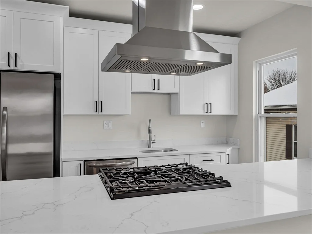 12 Alpine St, Worcester