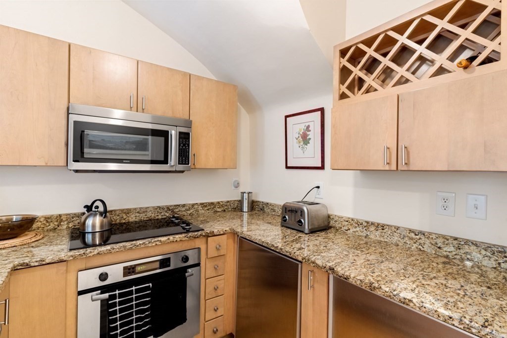 8 Greenwich Park Furnished, South End