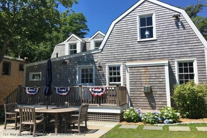 5 Green Ln, Nantucket