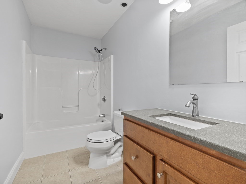 162 Massasoit, Waltham