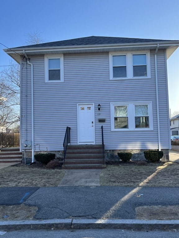 121 Safford St, North Quincy