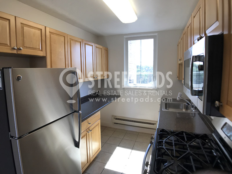 60 Brattle St, Harvard Square