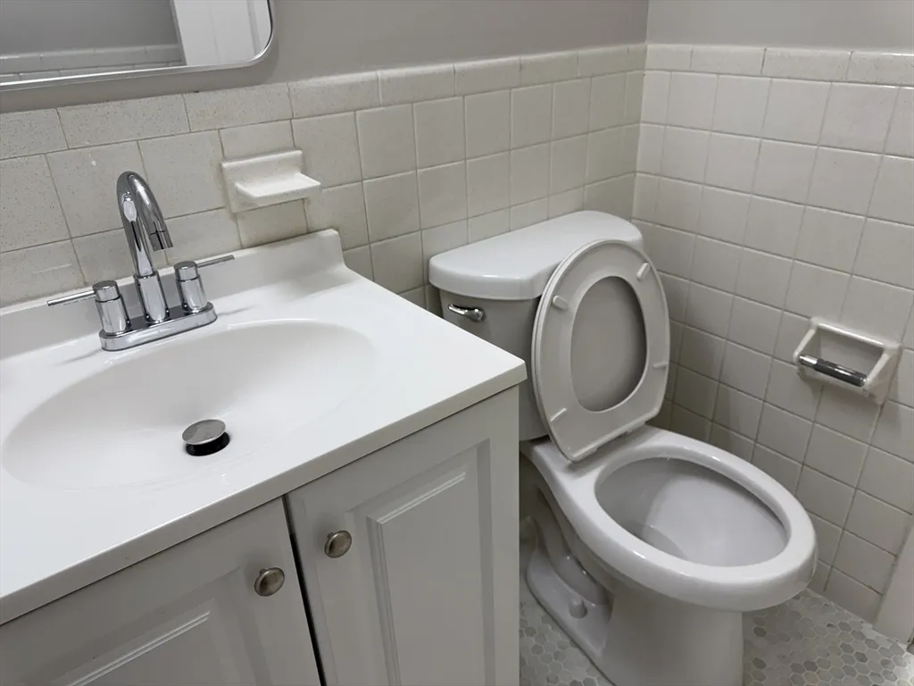 287 Harvard St, Mid-Cambridge