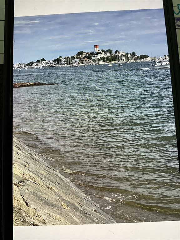 81 Sunnyside Ave, Winthrop