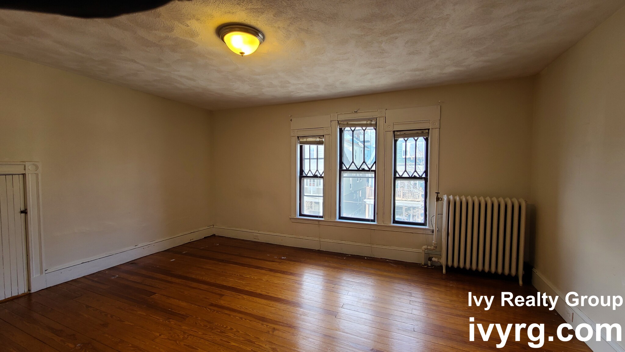 34 Bay State Ave, Powder House Square