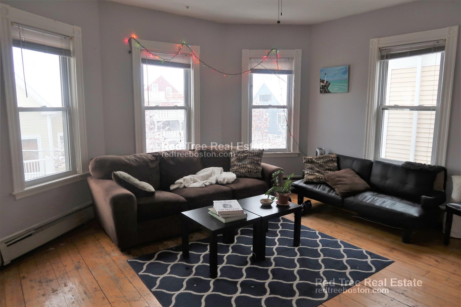 36 Cherokee St, Mission Hill