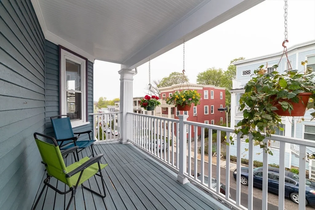 12 Parkton Rd, Jamaica Plain