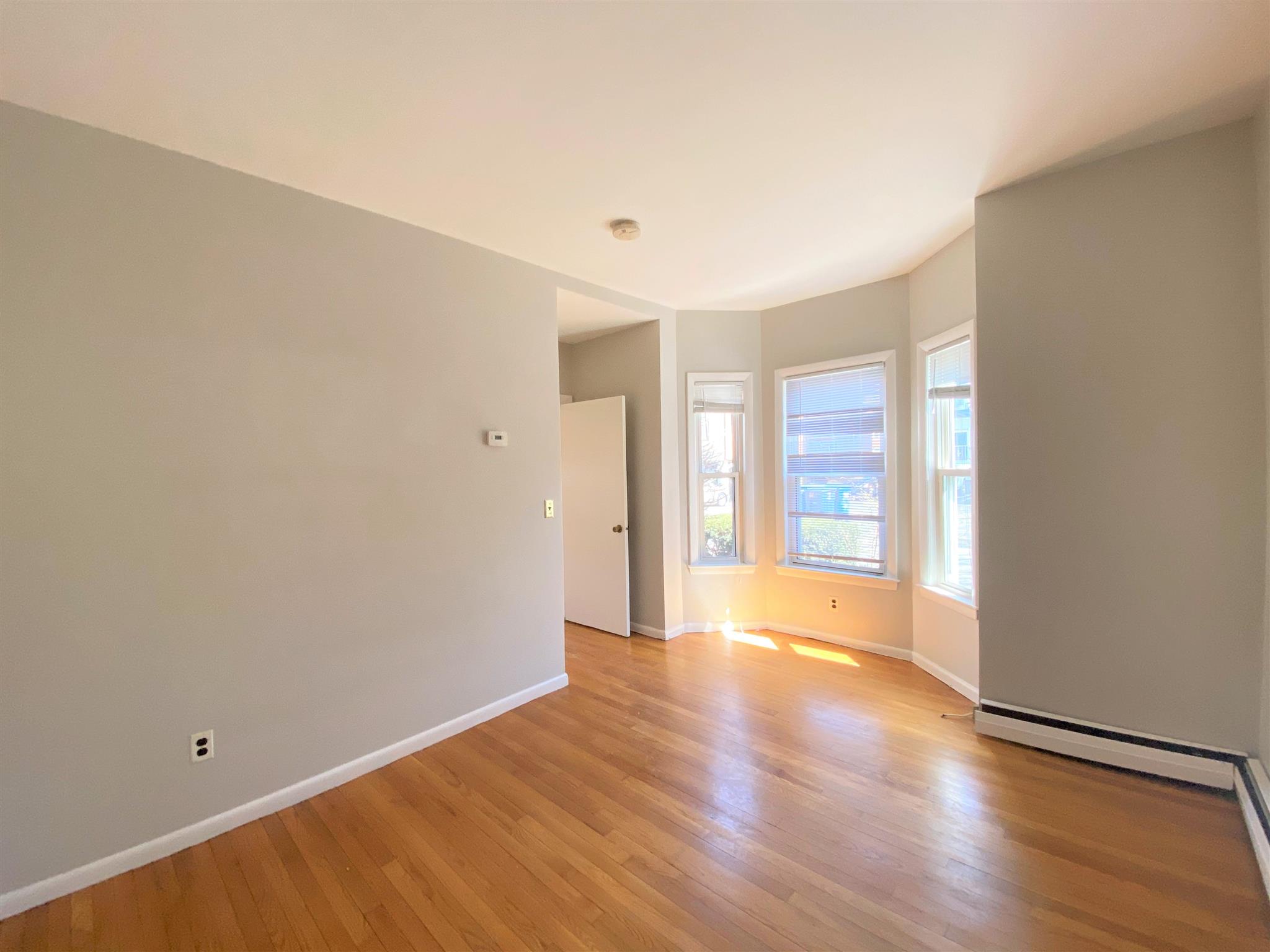 9 Elmer St, Riverside