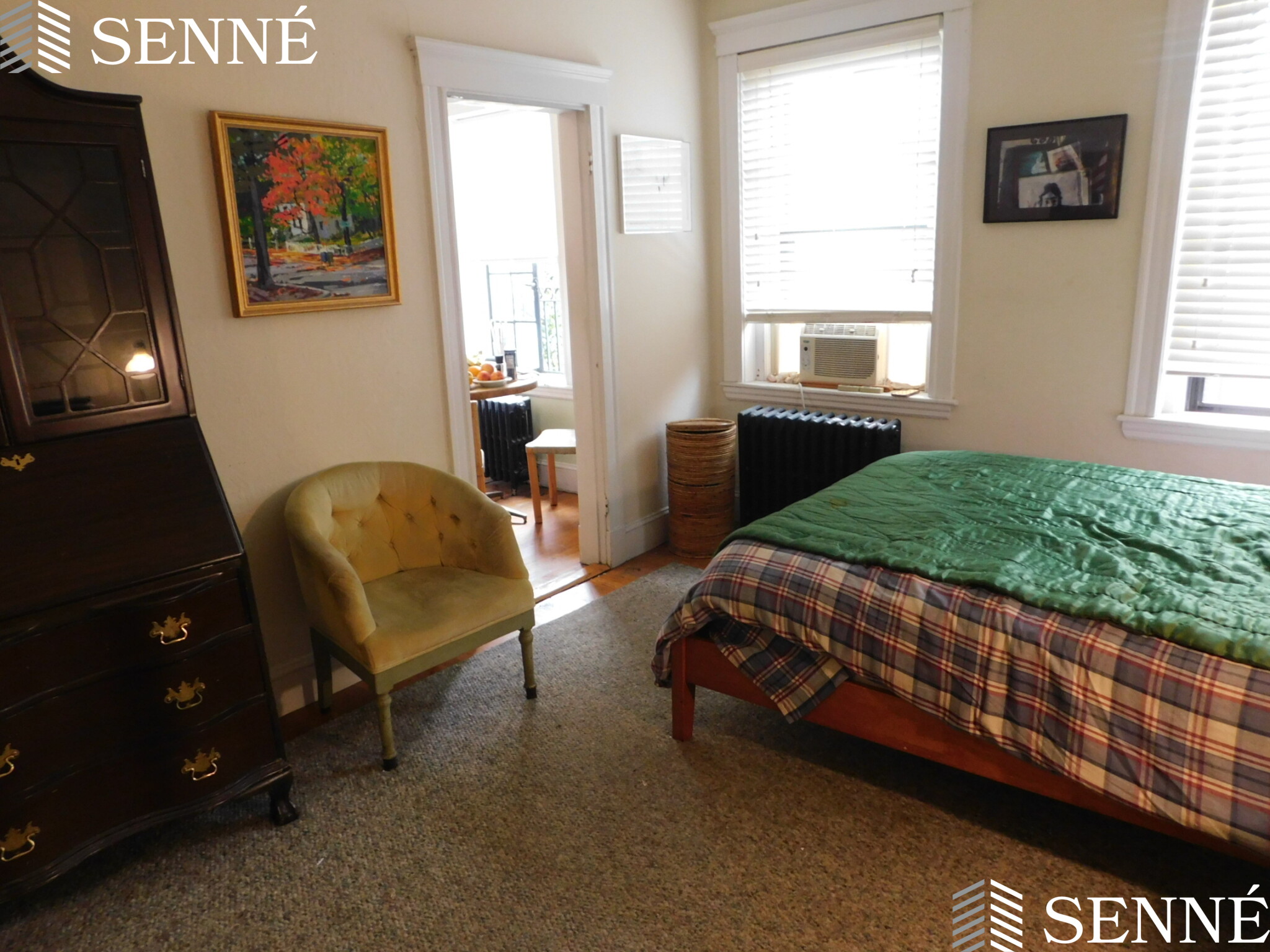 36 Linnaean St, Neighborhood Nine