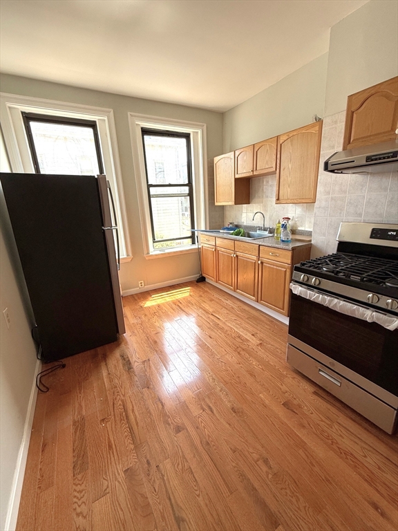 553 East 6th, South Boston