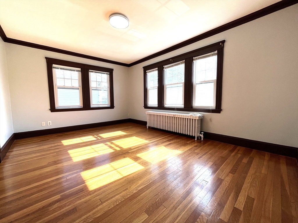 130 Grove St, West Roxbury