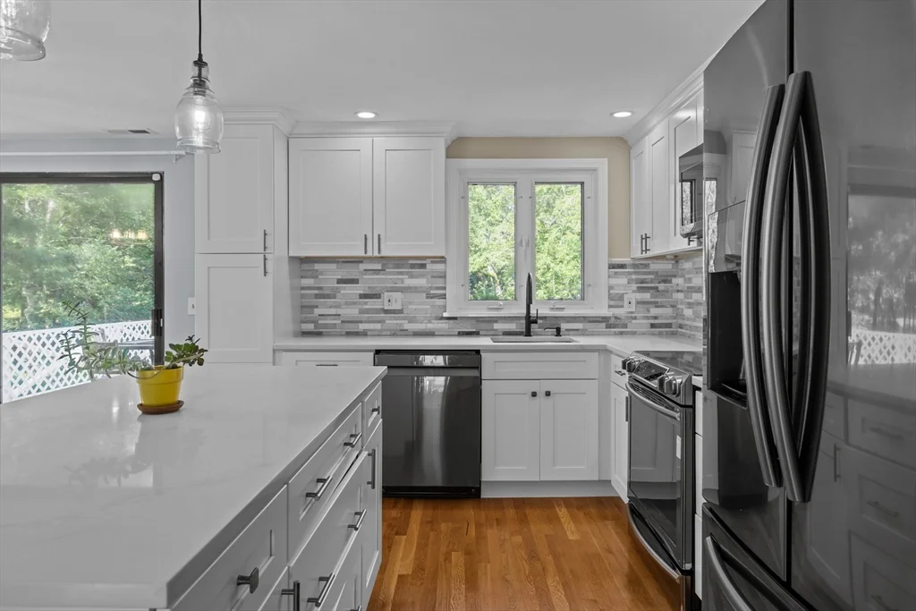 330 Swains Pond Ave, Melrose