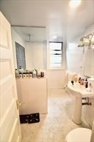 28 Brookledge, Dorchester