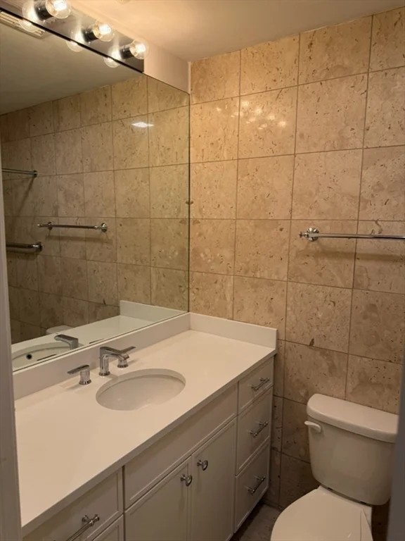 246 Commonwealth Ave, Back Bay