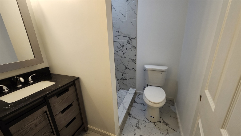 34 Cherokee St, Mission Hill