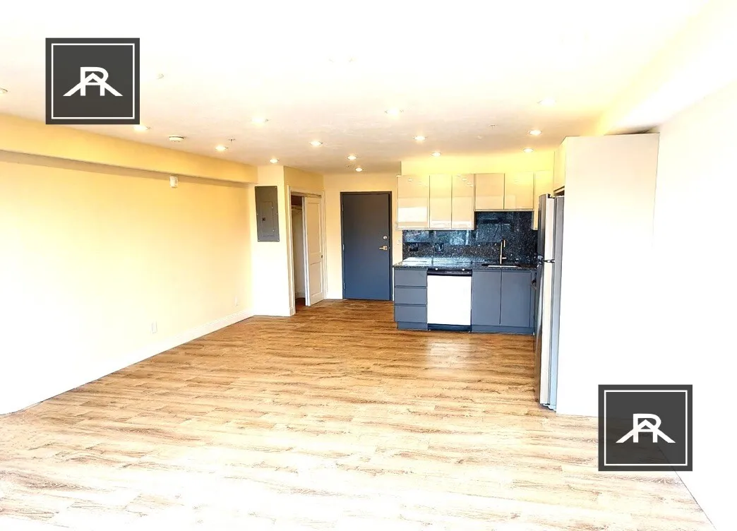 1028 Commonwealth Ave, Allston