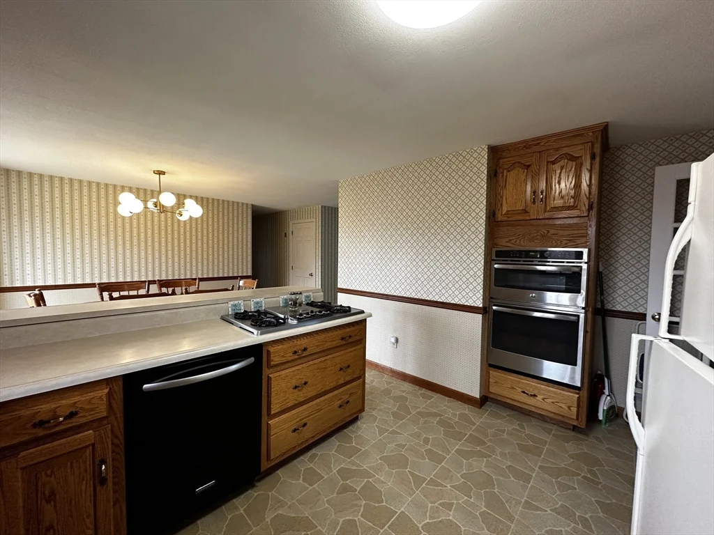 177 Orchard St, Newbury