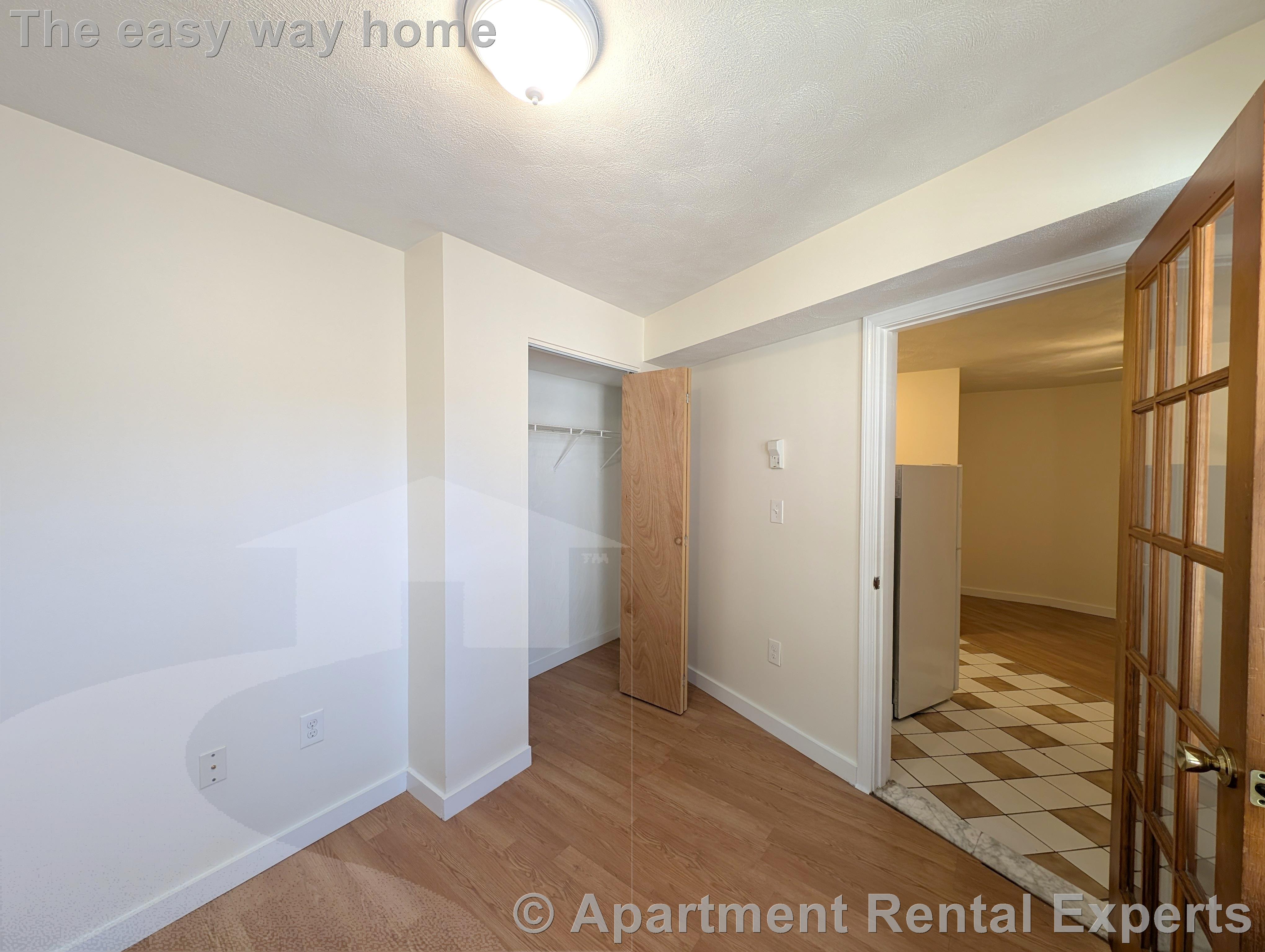 3 Holland St, Davis Square