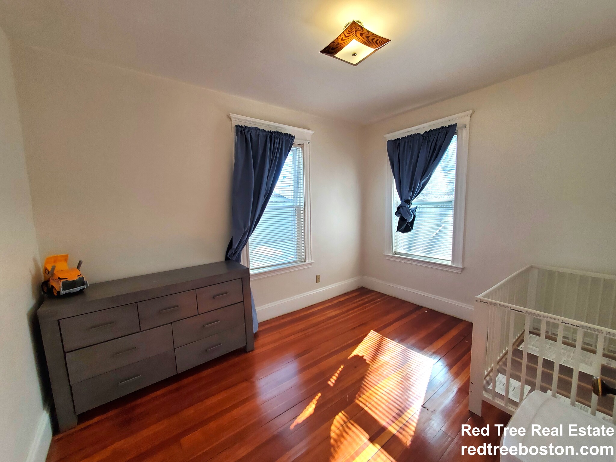 250 Belgrade Ave, Roslindale