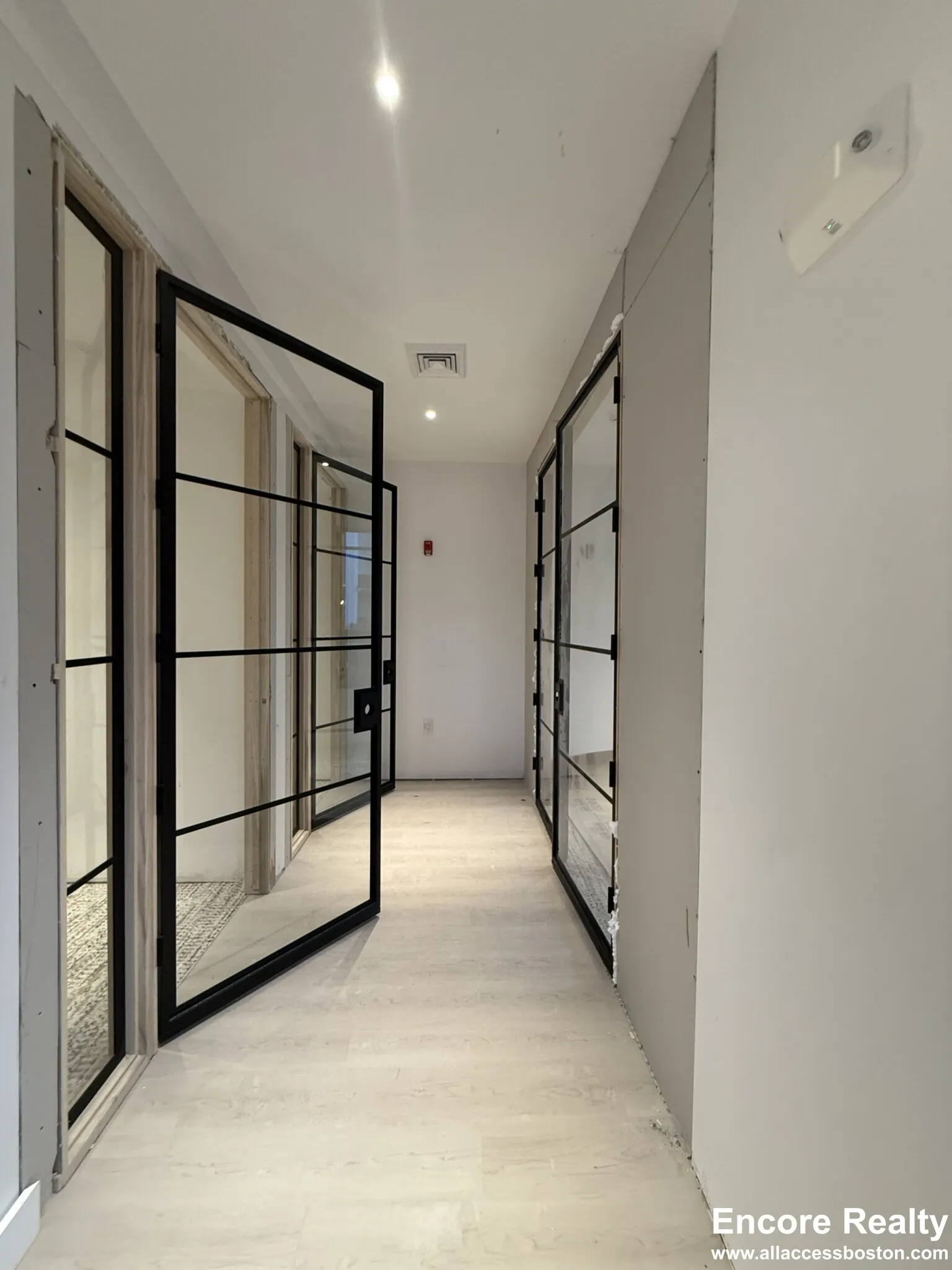 199 Gardner St, West Roxbury