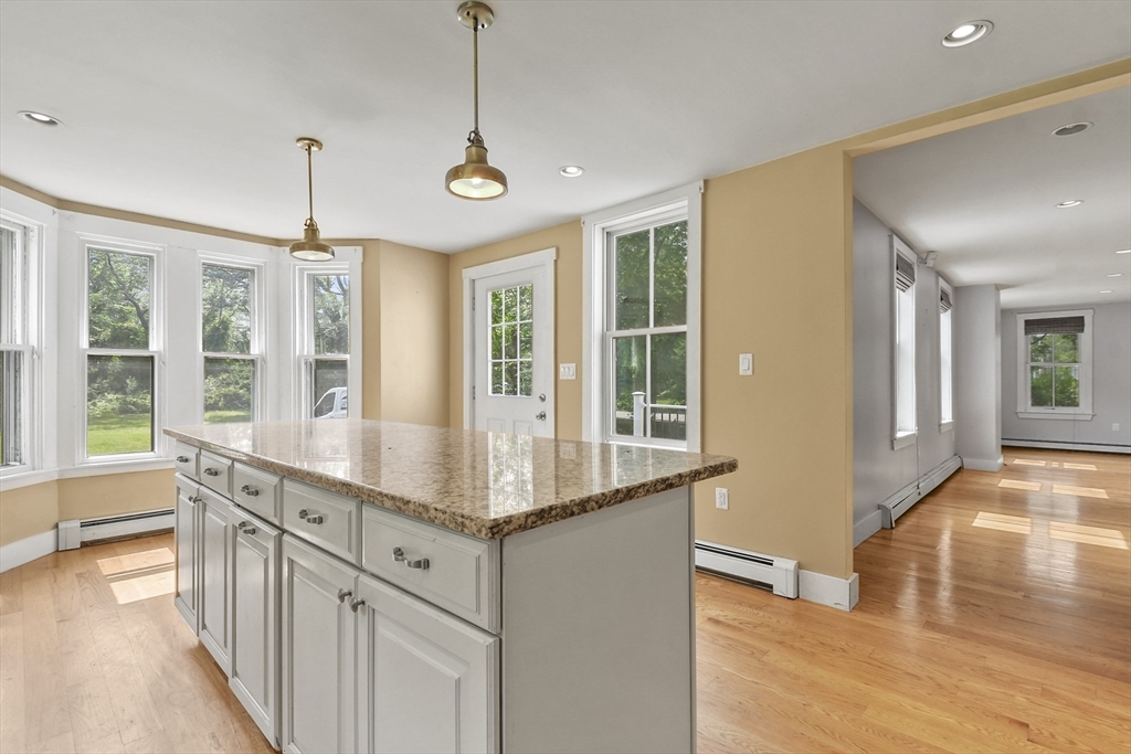 114 Old Oaken Bucket Rd, Norwell