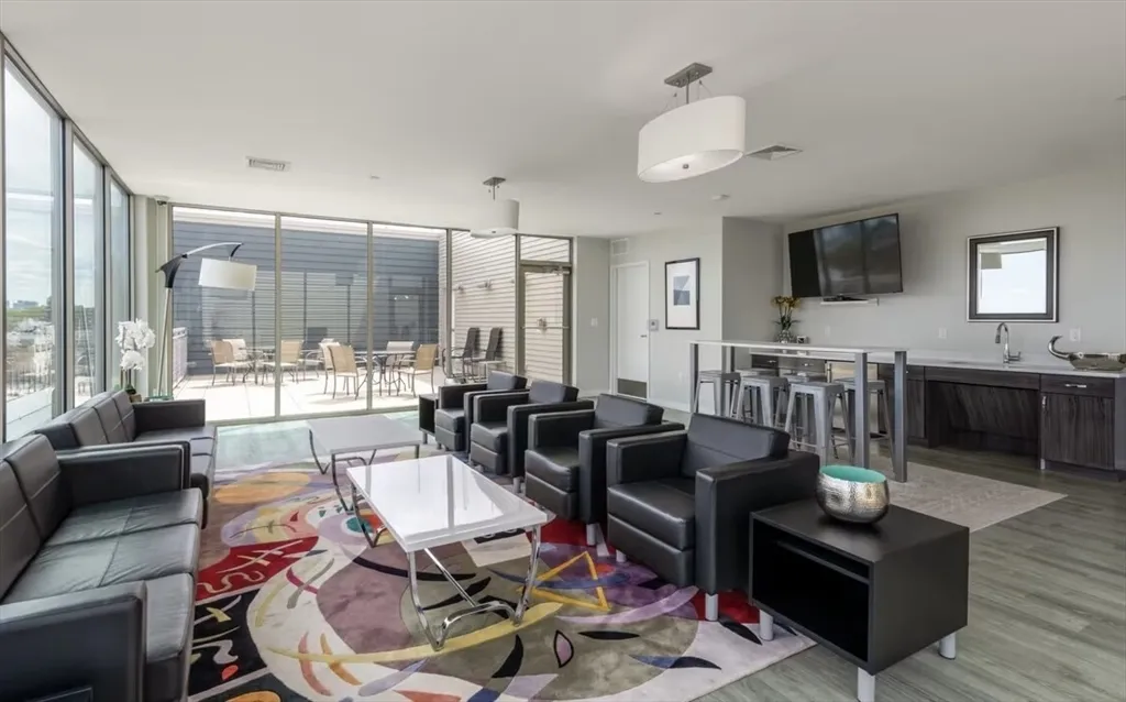 640 Boston Ave, Tufts University