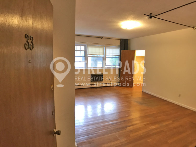 2018 Commonwealth Ave, Brighton