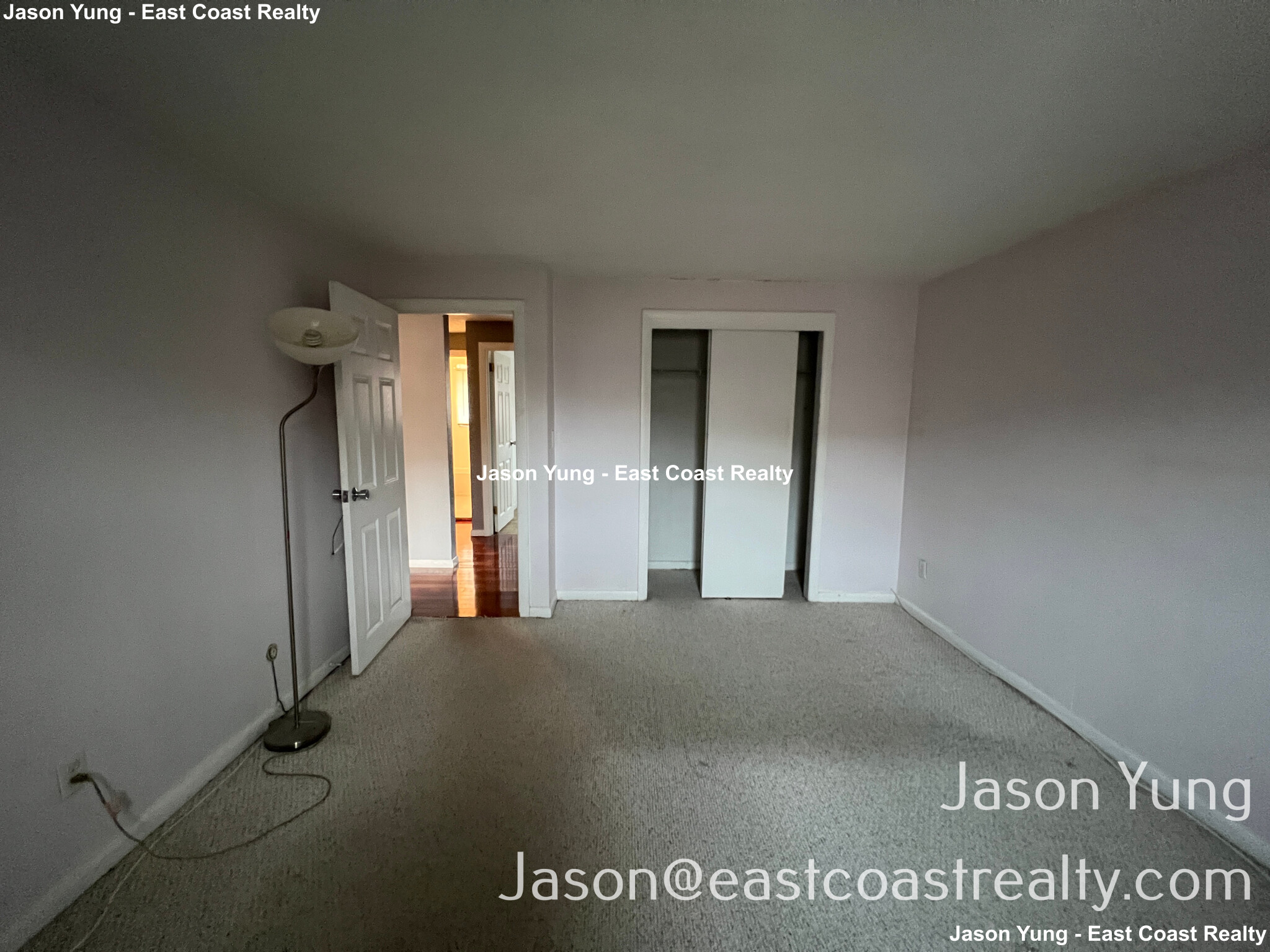 32 Bryon Rd, Chestnut Hill