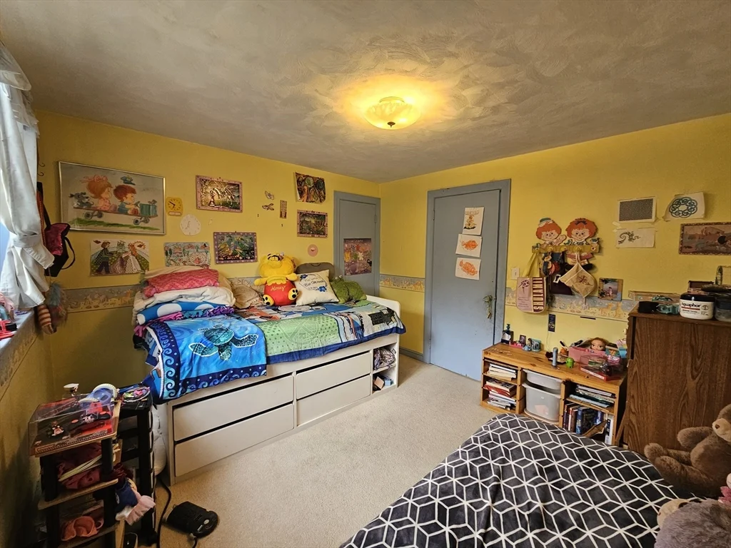 56 Great Meadow Rd, Newton