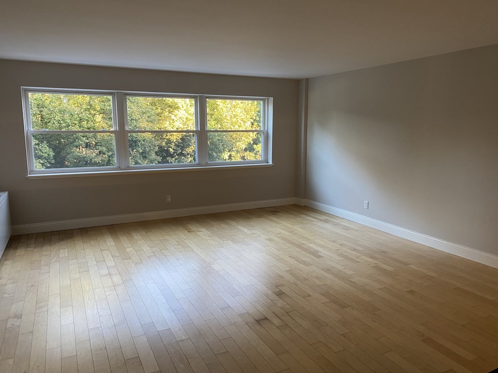 1600 Beacon, Coolidge Corner