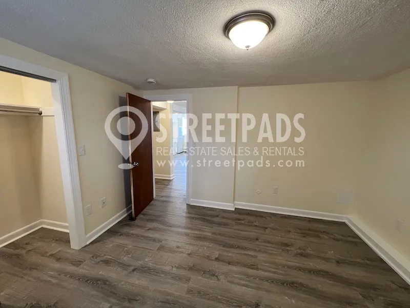 176 North Beacon St, Brighton